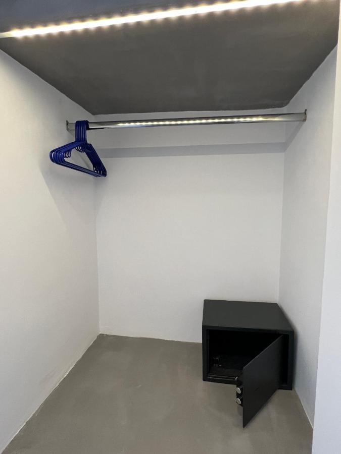 White Lily Suites & Lofts - Adults Only 16 Plus Perivolos  Exterior photo